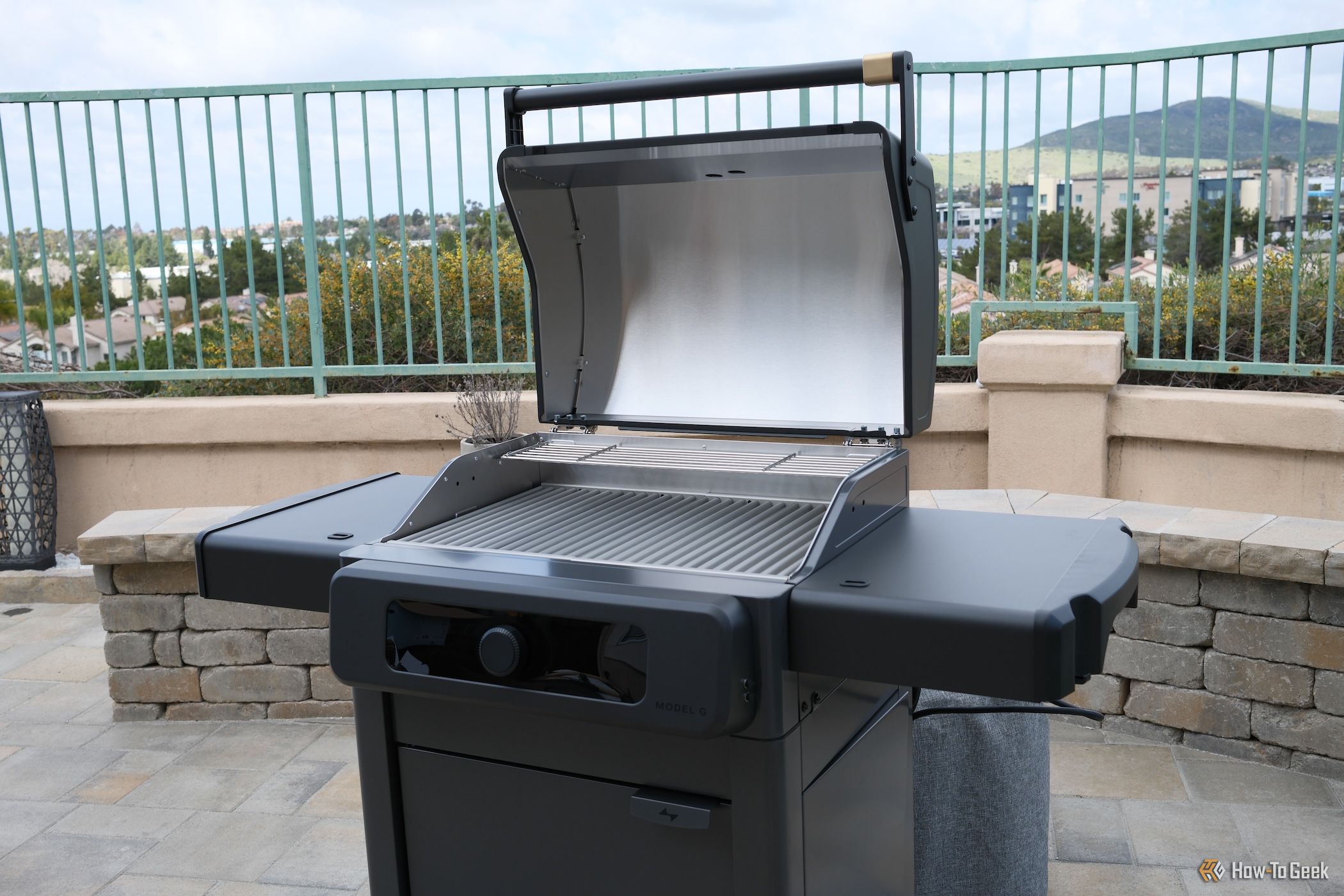 Current Model G Dual Zone Grill You Ll Pay A Premium For This Electric