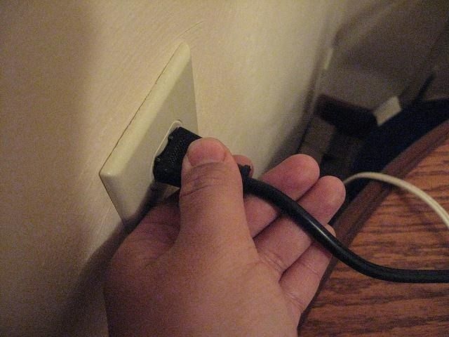 unplug-power-cable