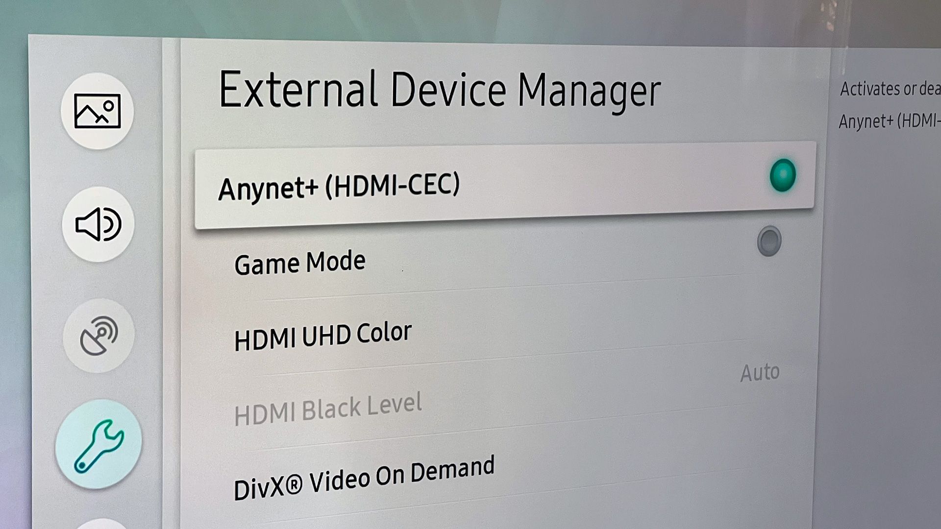 A screenshot of a Samsung TV's HDMI-CEC menu.