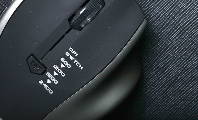 DPI buttons on a gaming mouse