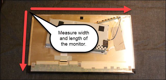 Monitor with arrows showing measurements of length and width.