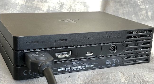 HDMI cable inserted into Processor Unit