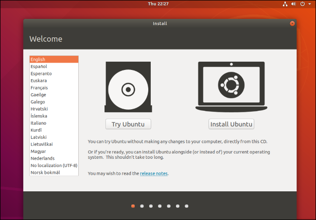 The &quot;Try Ubuntu or Install Ubuntu&quot; screen that appears when you boot up the live environment.