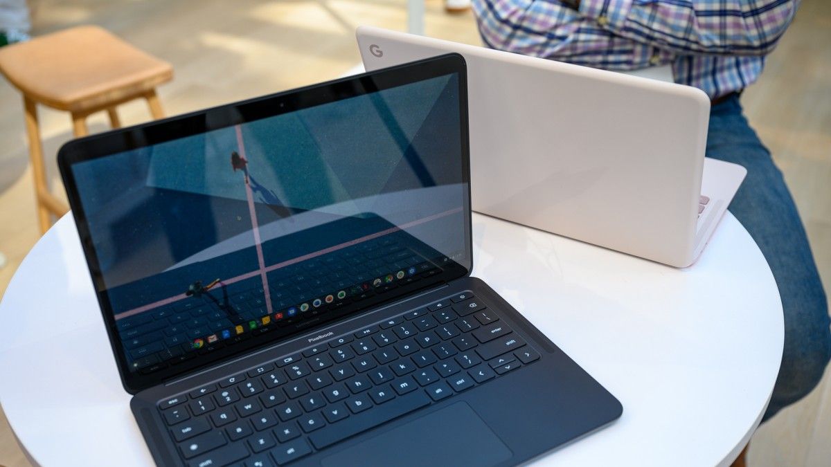 A photo of the Pixelbook Go.
