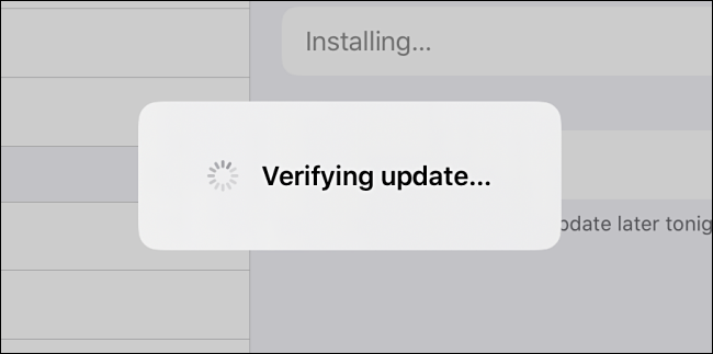 iPadOS update verifying update message