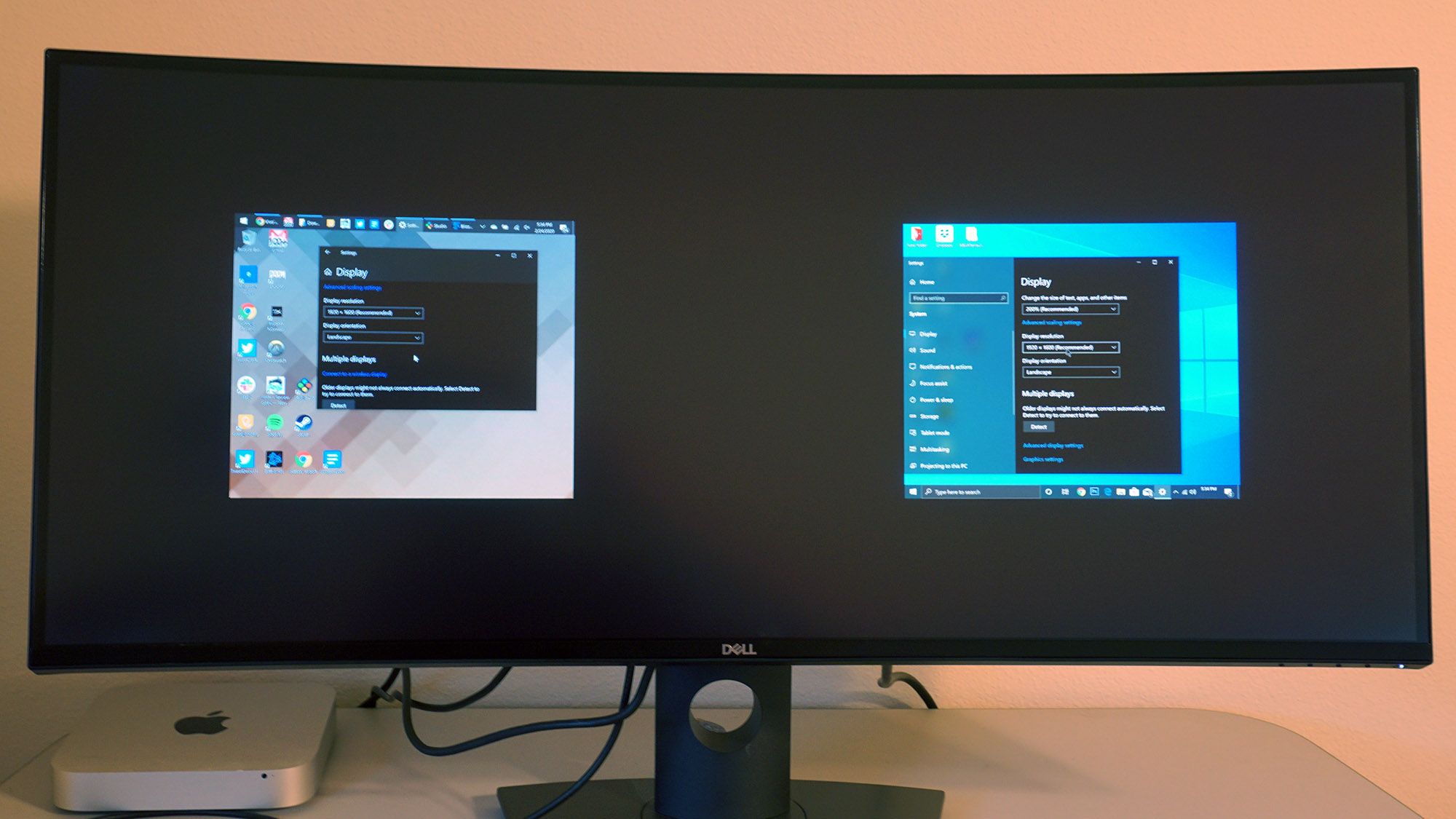Side-by-side display mode.