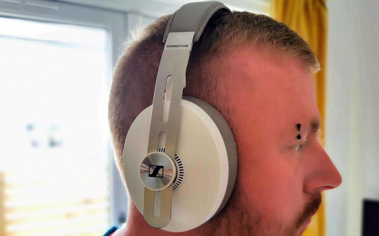 Sennheiser momentum 3 online sand white