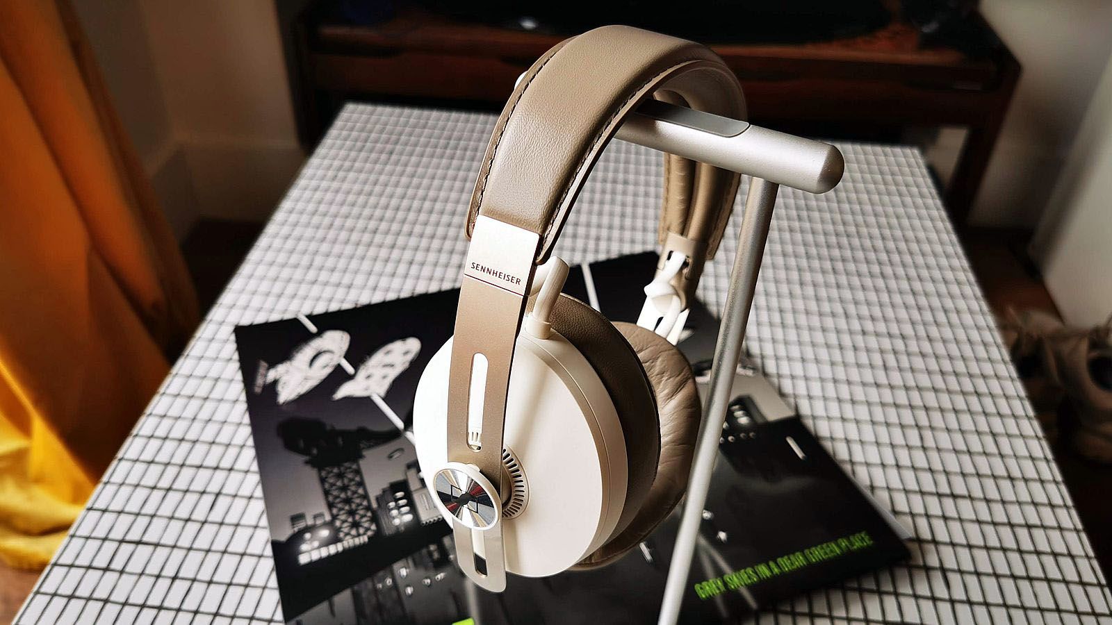 Sennheiser Momentum Wireless Headphones Review Superb Sound