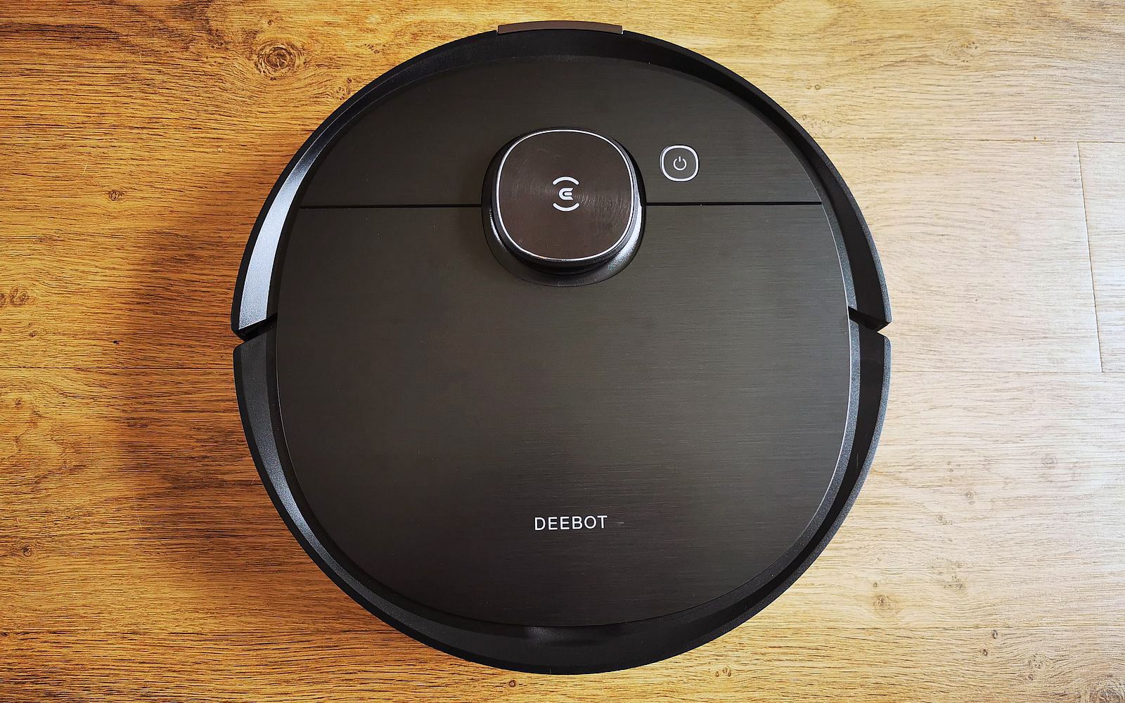 ecovacs deebot ozmo T8 AIVI from above