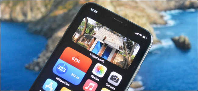iPhone User Adding Photo Widget to Home Screen