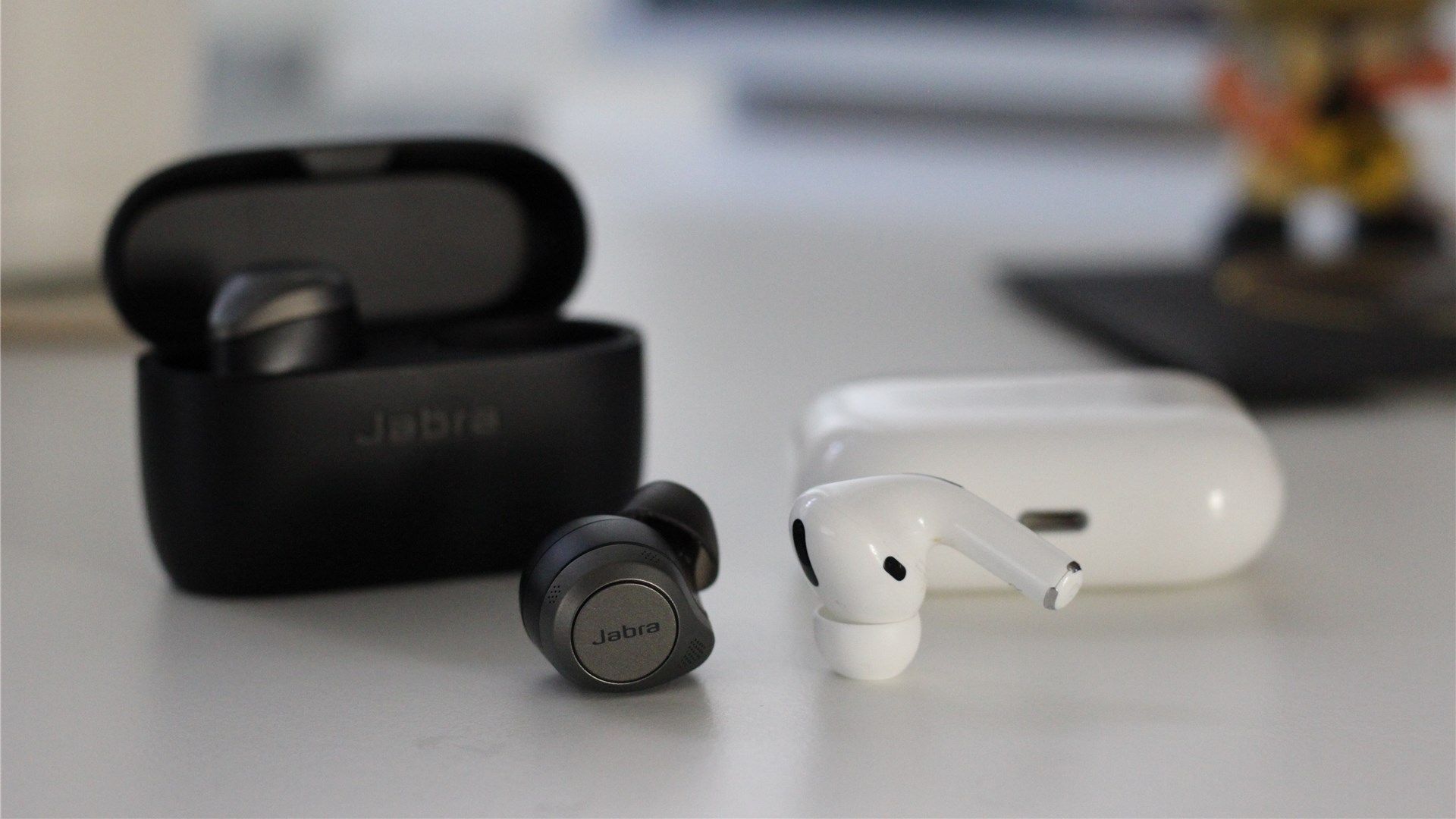 The Jabra Elite 85t compared to the AirPods Pro