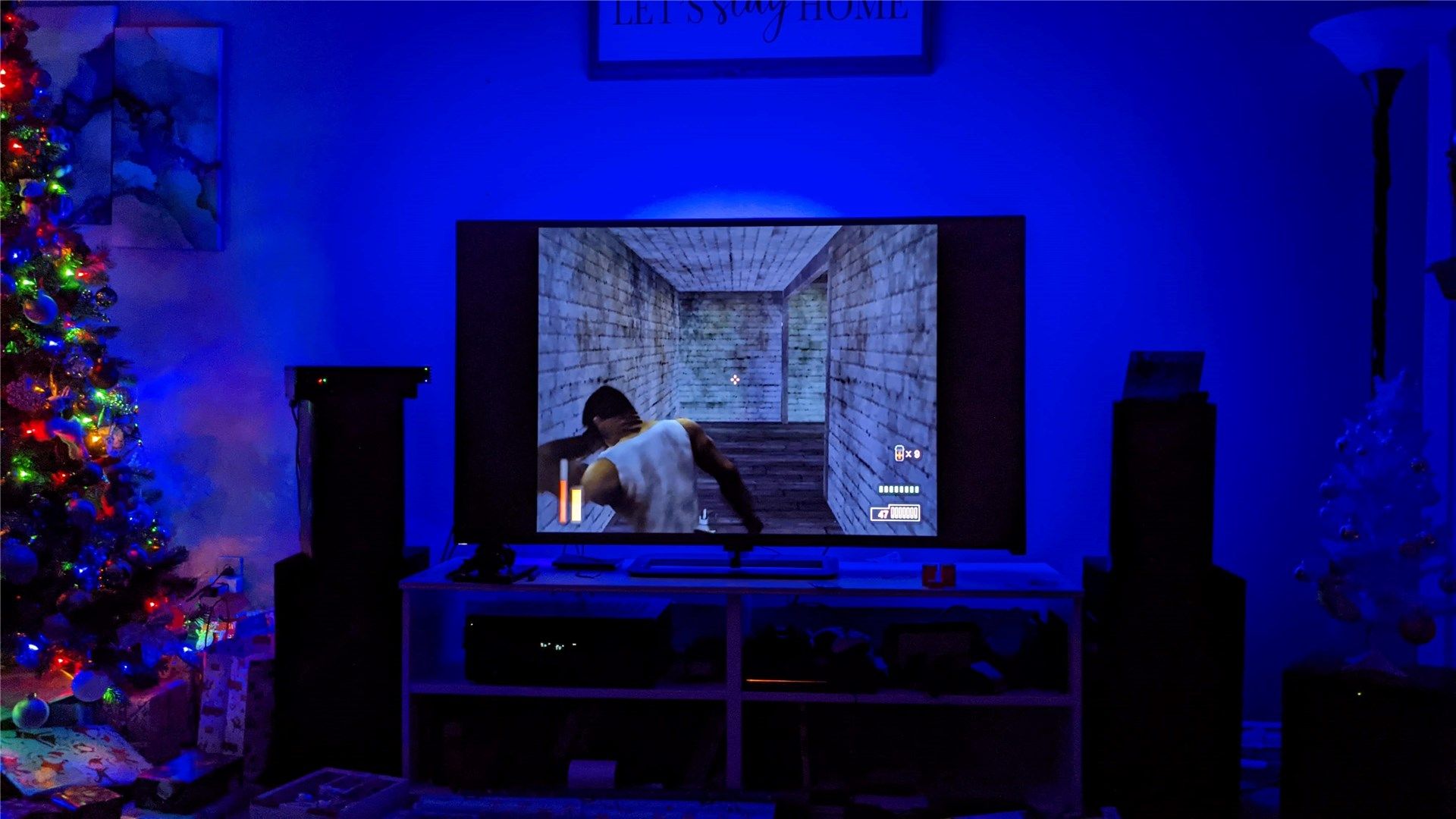 The Immersion showing a blue hue with The Suffering PlayStation 2 game on the TV