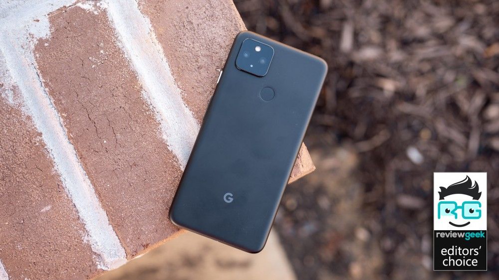 The Pixel 4a 5G, a benchmark for mid-range phones.