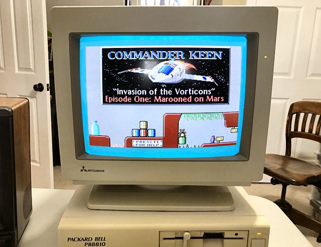 A Packard-Bell PC with a CRT monitor running Commander Keen.