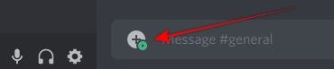 Green play button on plus icon in text box of Discord-Server