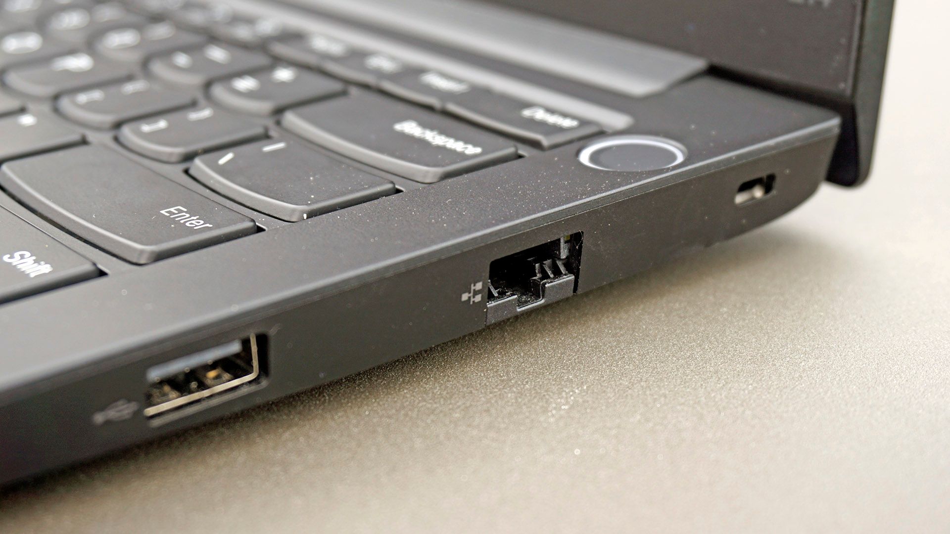 ThinkPad E14 right side ports