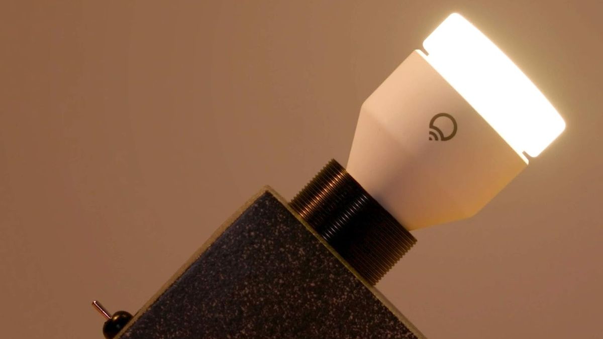 LIFX Color bulb in outlet