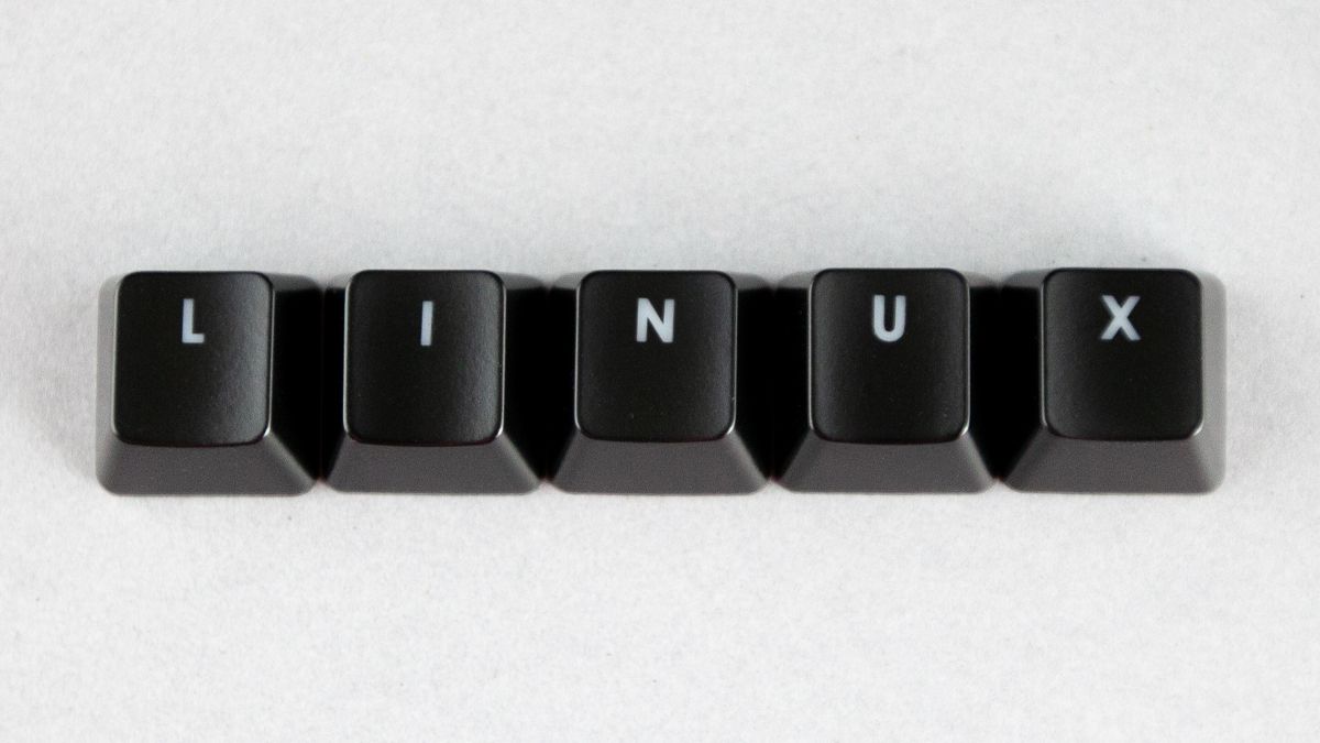 Linux spelled using black keys on a white background