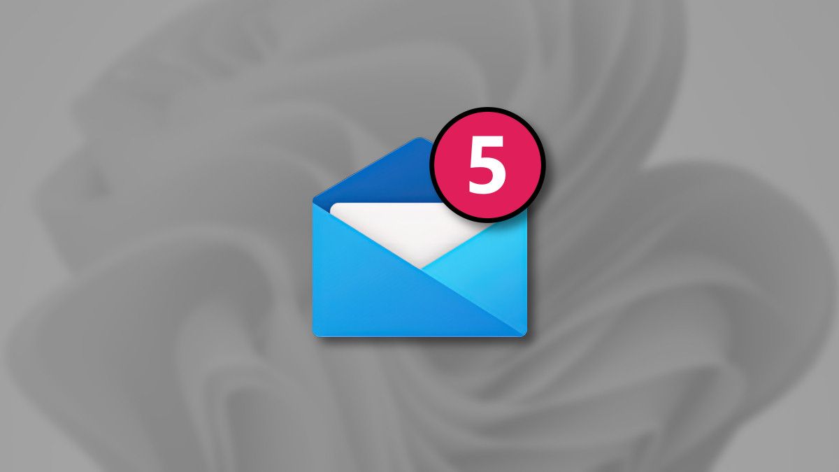 Windows 11 Mail Icon with a Badge