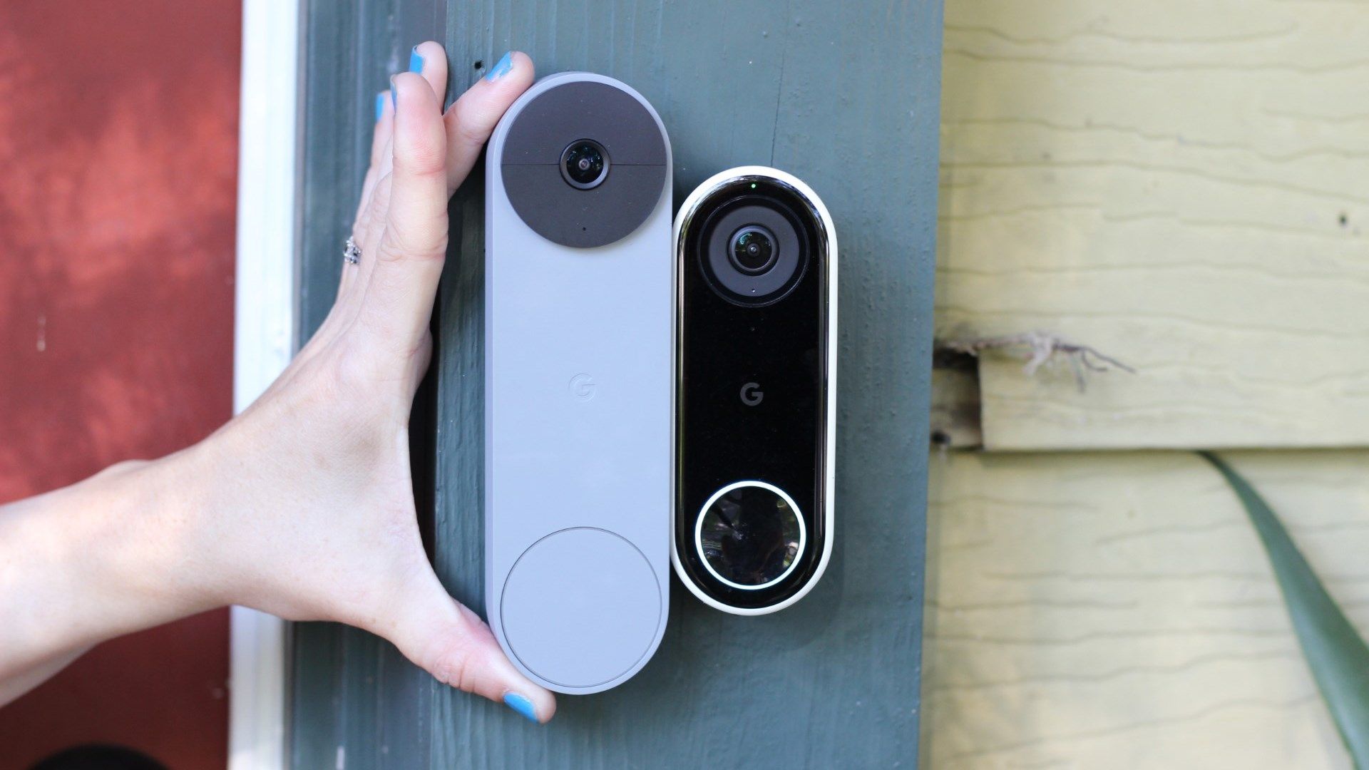 The Nest Doorbell (battery) compared to the (wired) model
