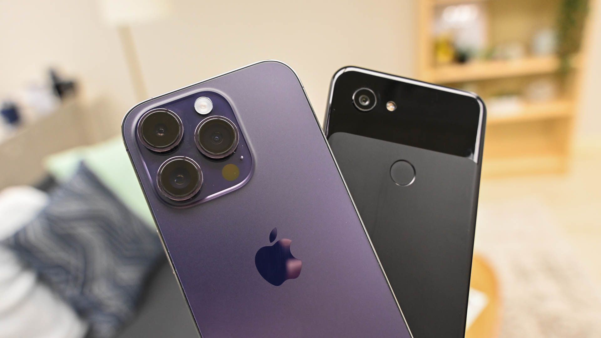 iPhone 14 Pro and Pixel 3a