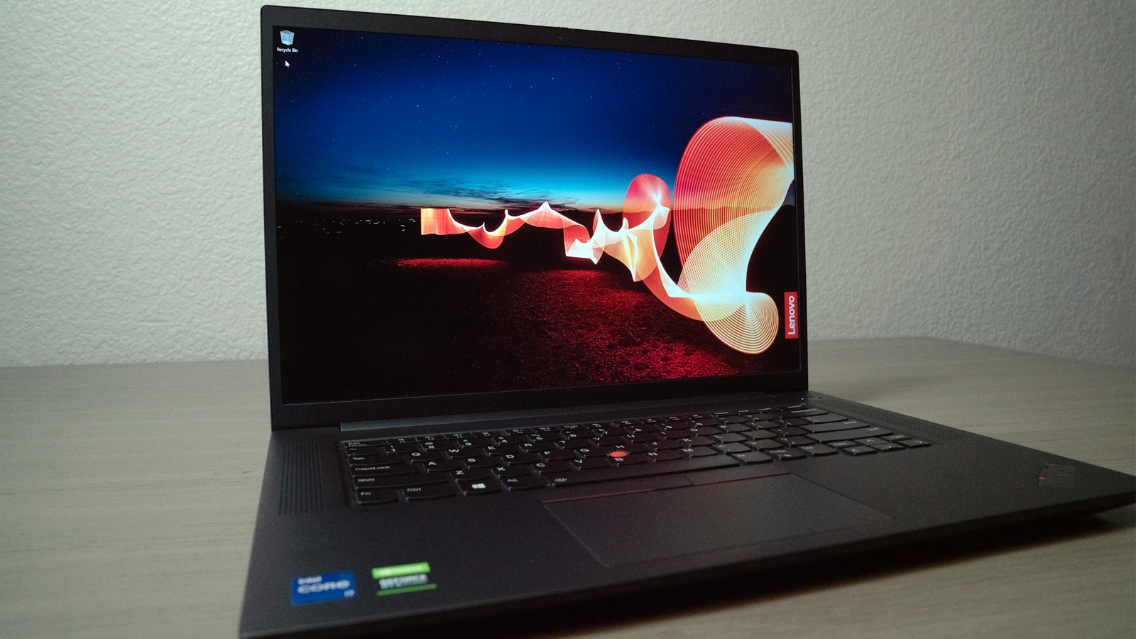 Looking at the Lenovo Gen 4 laptop from an angle