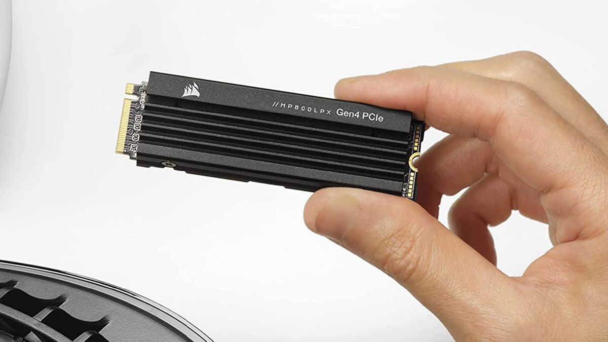 Person holding corsair ps5 ssd
