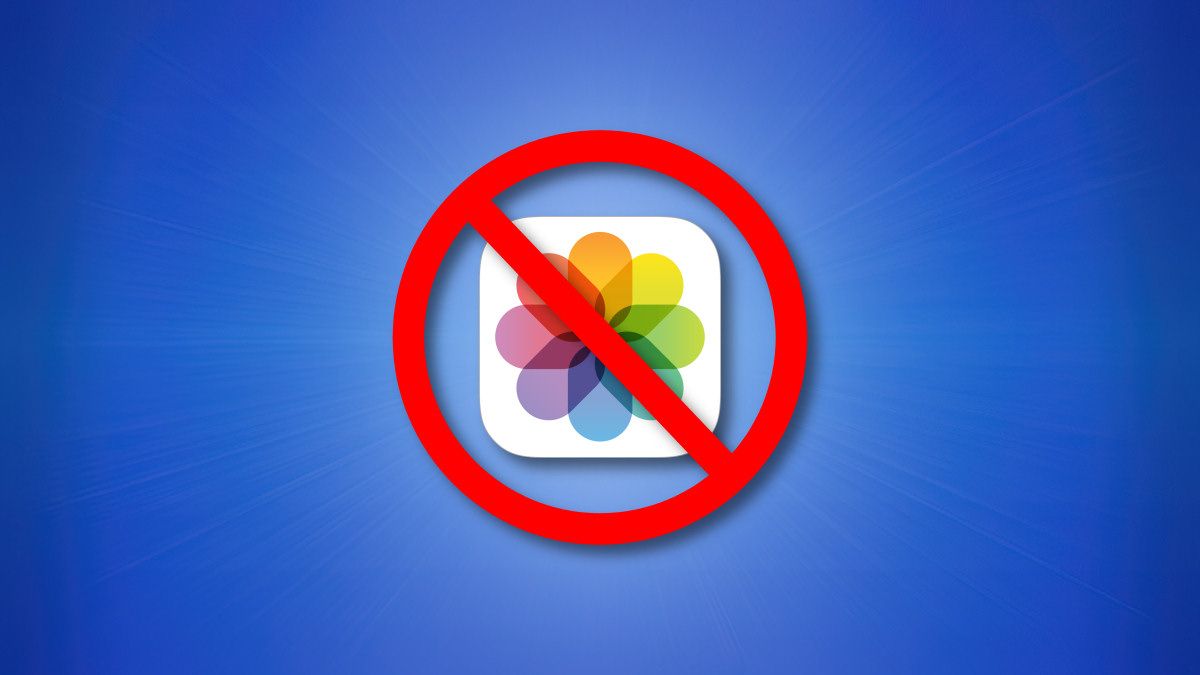 A crossed-out iPhone Photos app icon