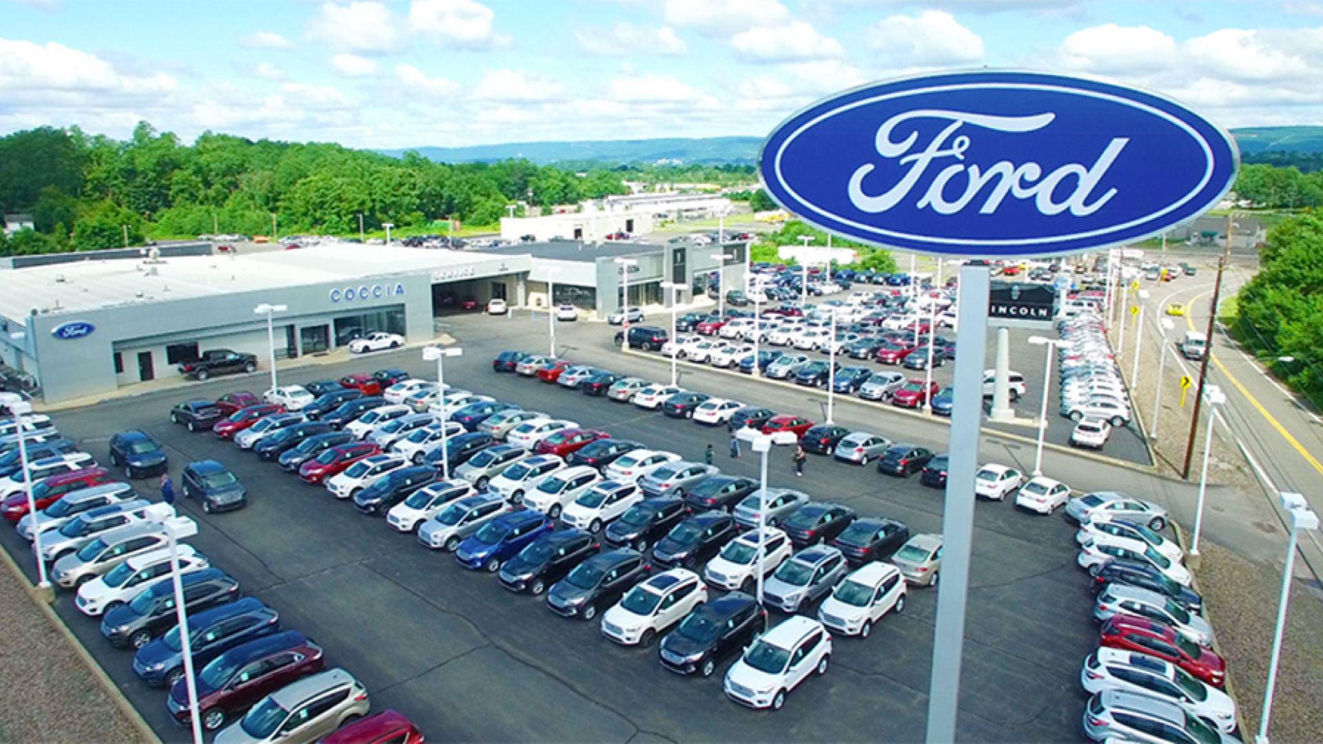 Ford car dealership