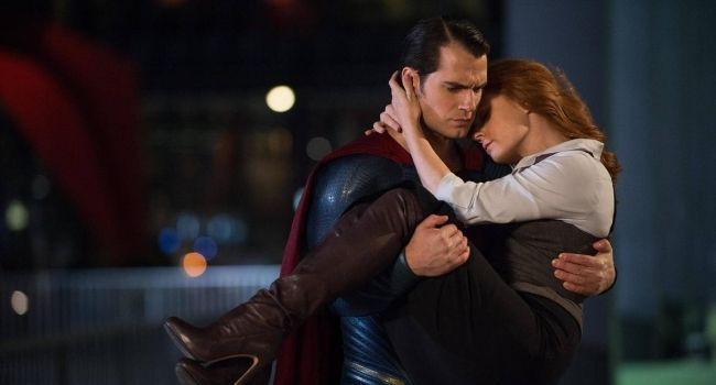 Amy Adams and Henry Cavill in Superman Movie