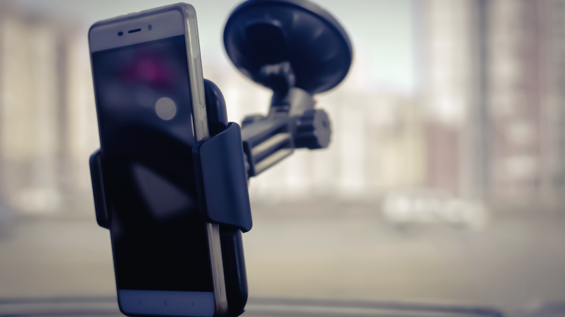 smartphone dash cam holder in car