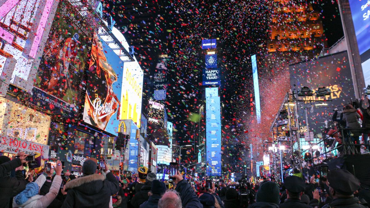 Confetti falling over crowds in Times Square in New York City