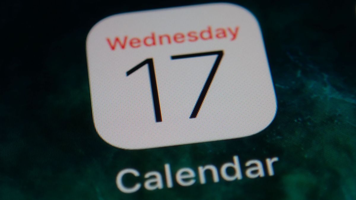 Closeup of the iPhone Calendar app icon.