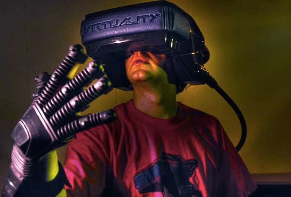 A Virtuality 1000 series headset.