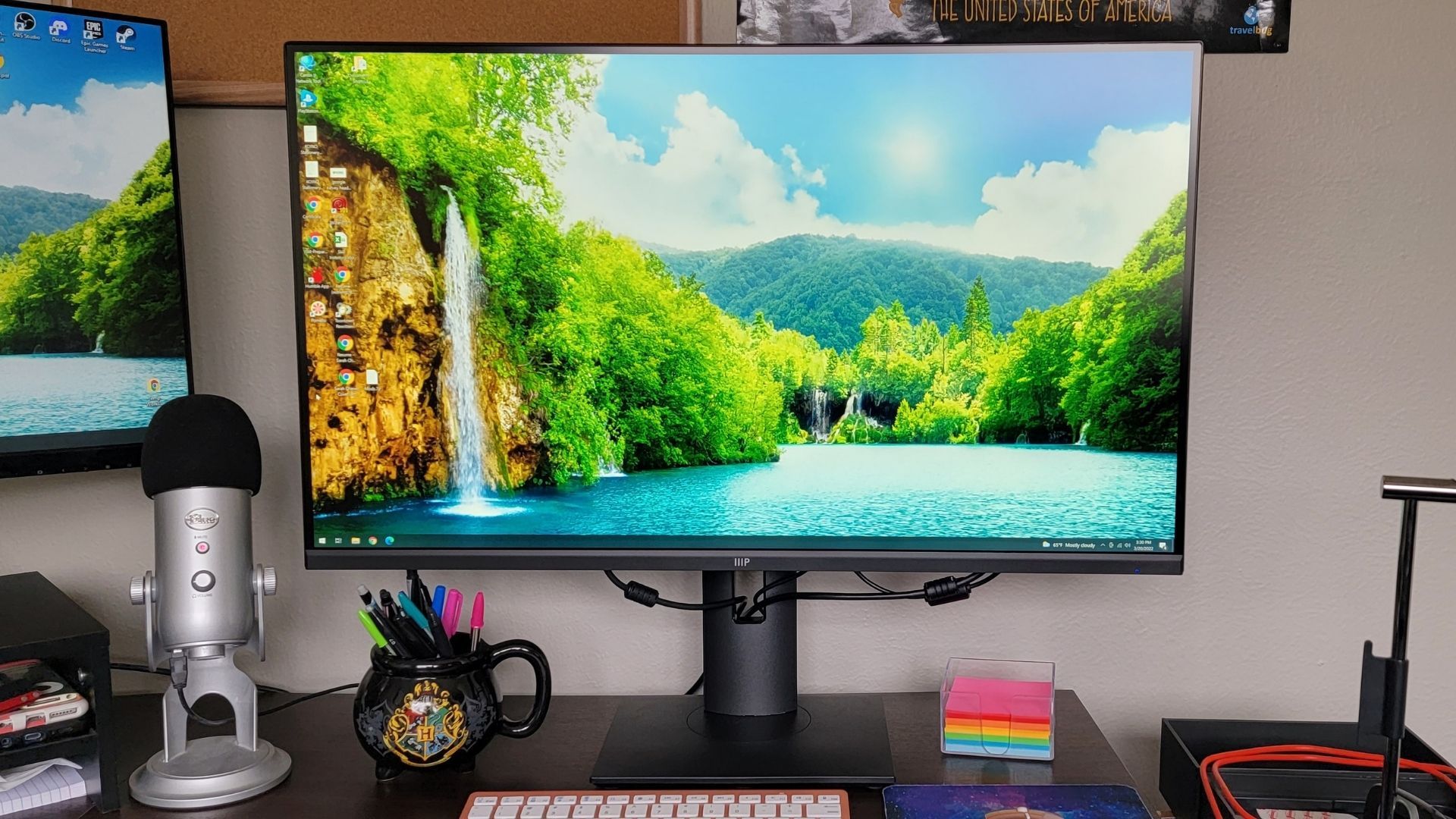 Monoprice 28-inch CrystalPro review: An affordable 4K USB-C monitor with  quirks