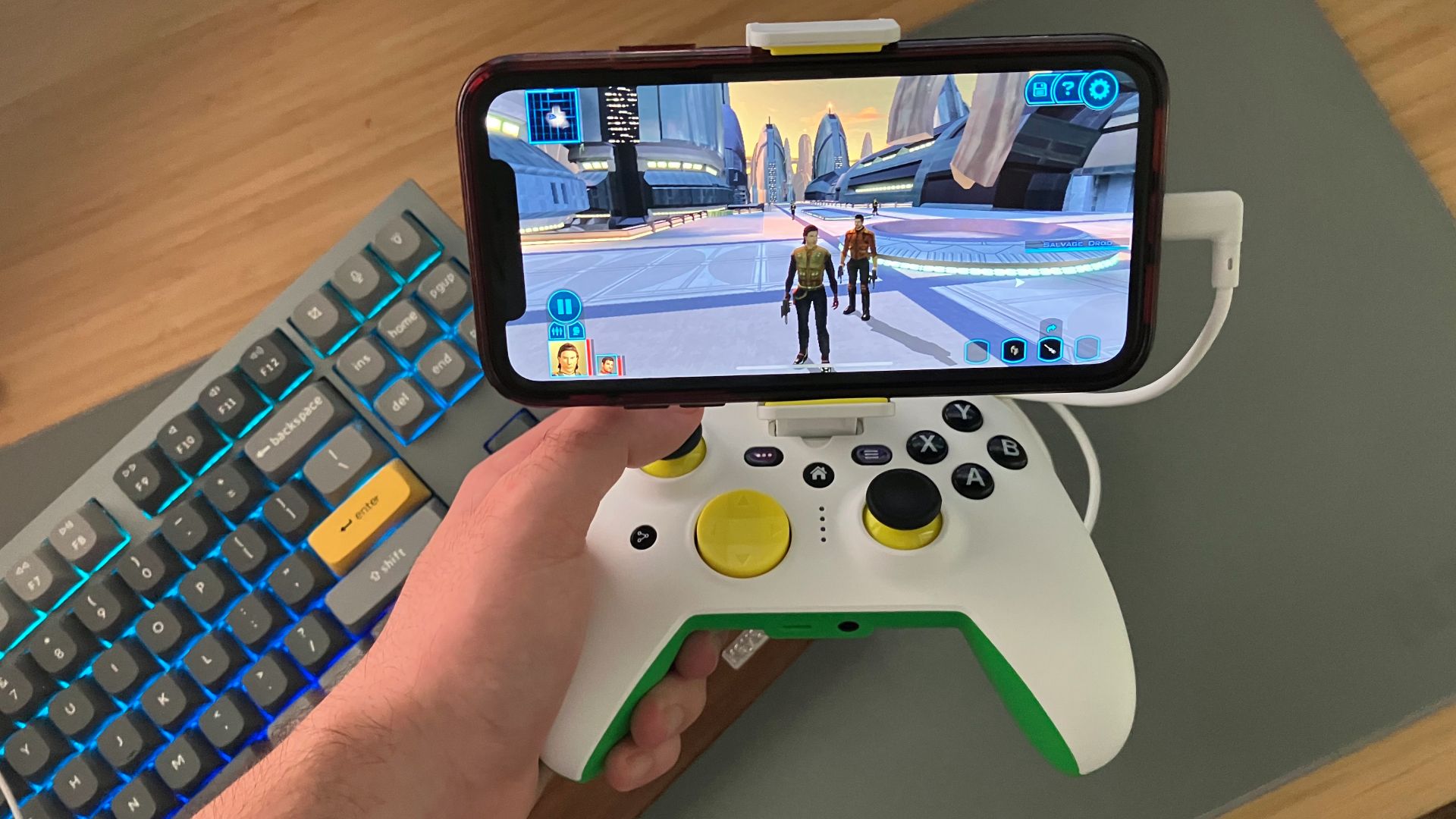 RiotPWR ESL Gaming Controller for iOS Review: Like a Console on the Go