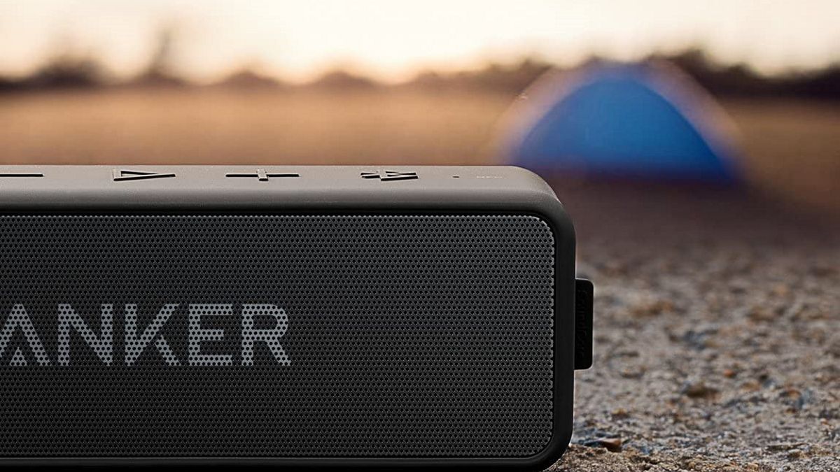 Anker Soundcore 2 outdoors