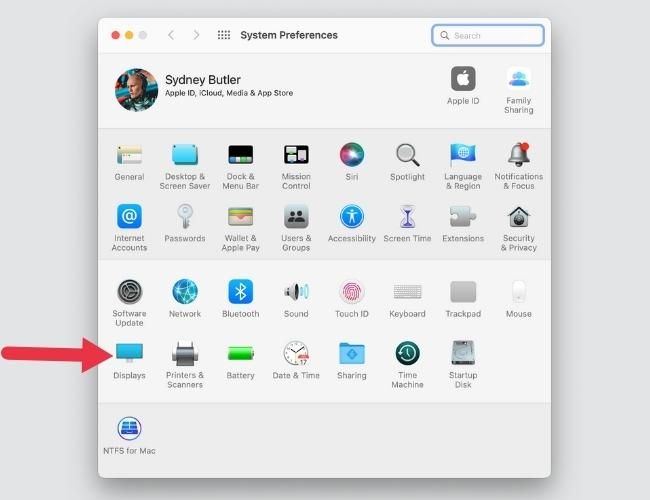 Mac System Preference with Displays Icon highlighted