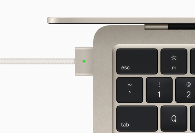 MacBook Air M2 (2022) MagSafe 3