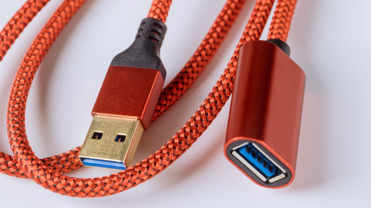 Red USB 3.0 extension cable.