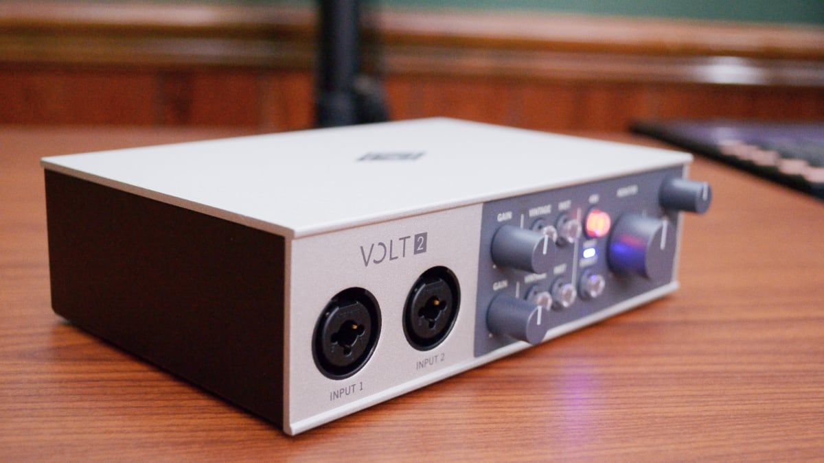 Universal Audio Volt 2 inputs and controls