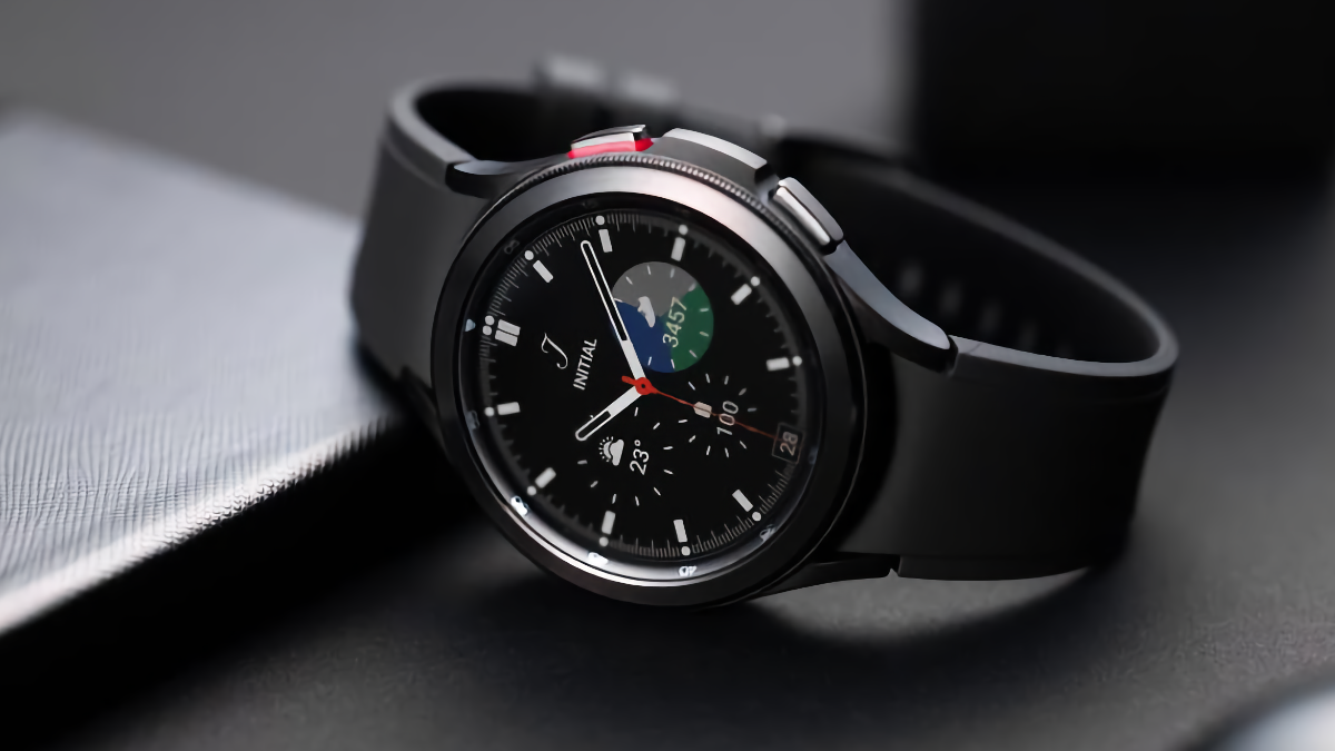 Samsung Galaxy Watch4 Classic Product Image