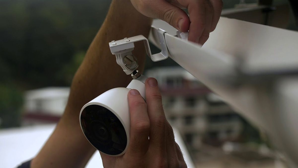 Another example of a gutter-mounted smart camera.