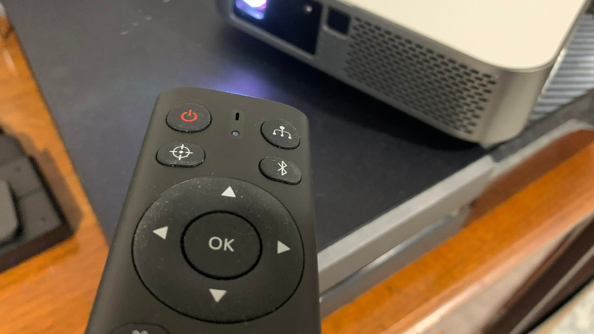 ViewSonic M2e Projector Review Portable, but a Little Unpolished