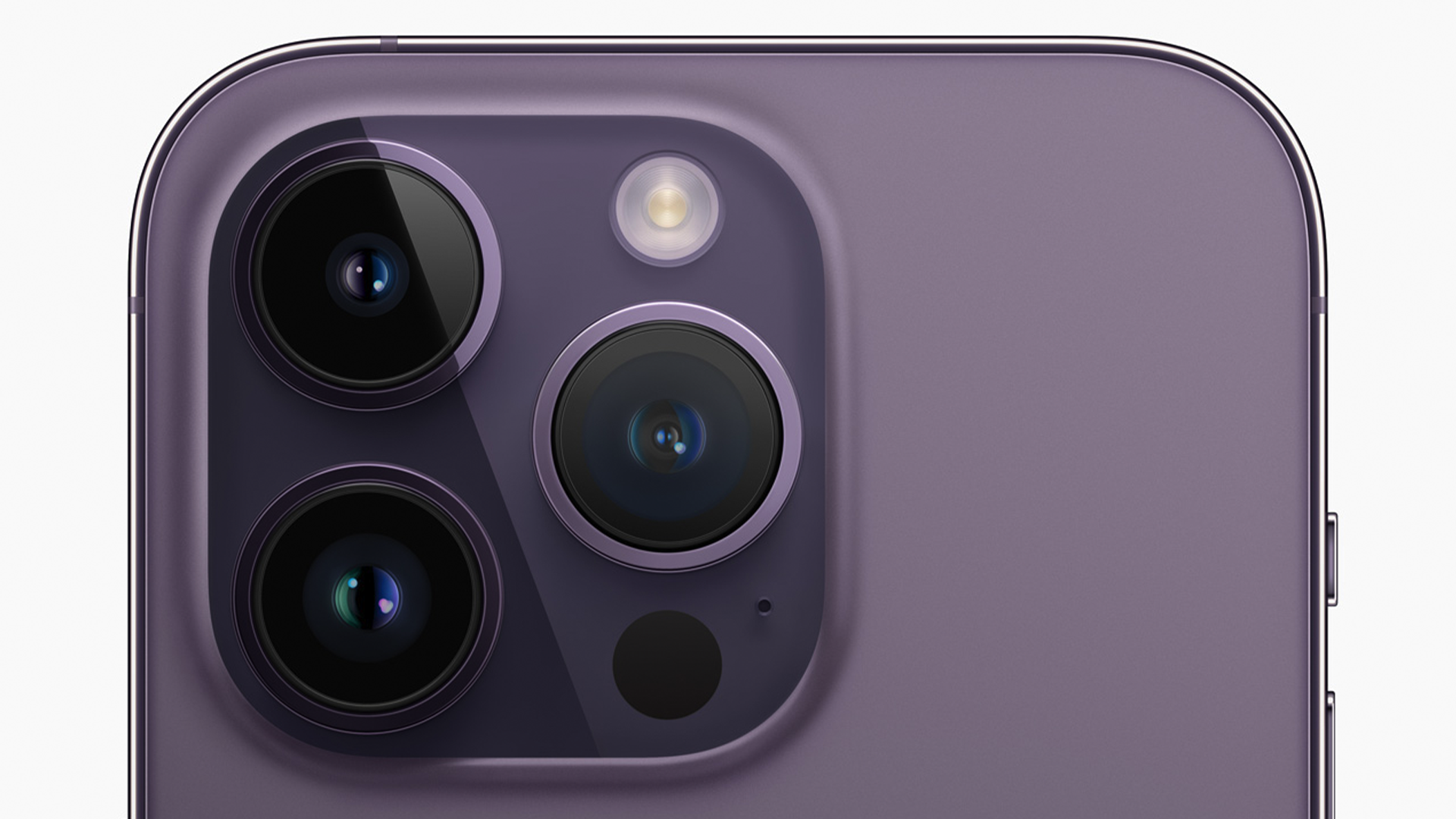 iPhone 14 Pro camera array