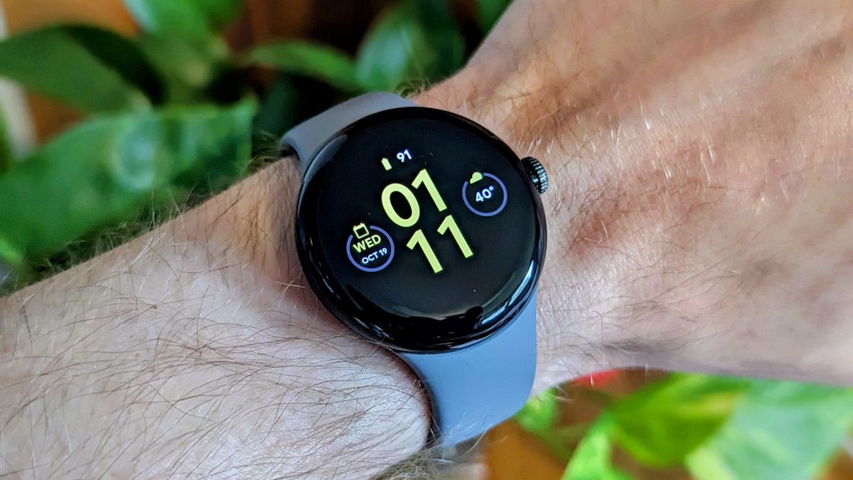 Google Pixel Watch Review: Apple's biggest competitor enters the