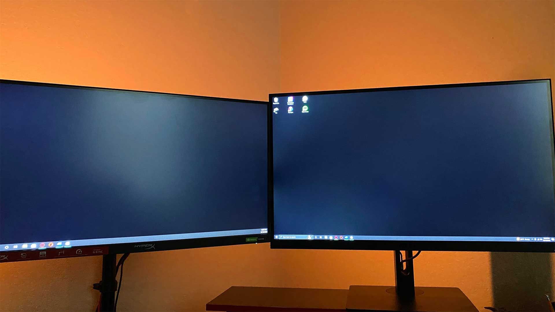 Philips Hue Play Gradient Lightstrip for PC Review: Brilliant Lighting at a  High Cost