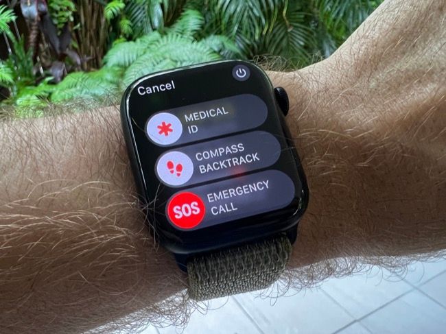 Emergency SOS calling for Apple Watch