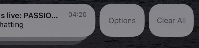 Clear individual notifications on the iPhone Lock Screen