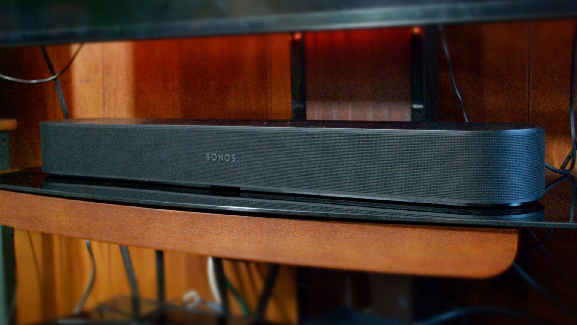 Sonos Beam underneath TV